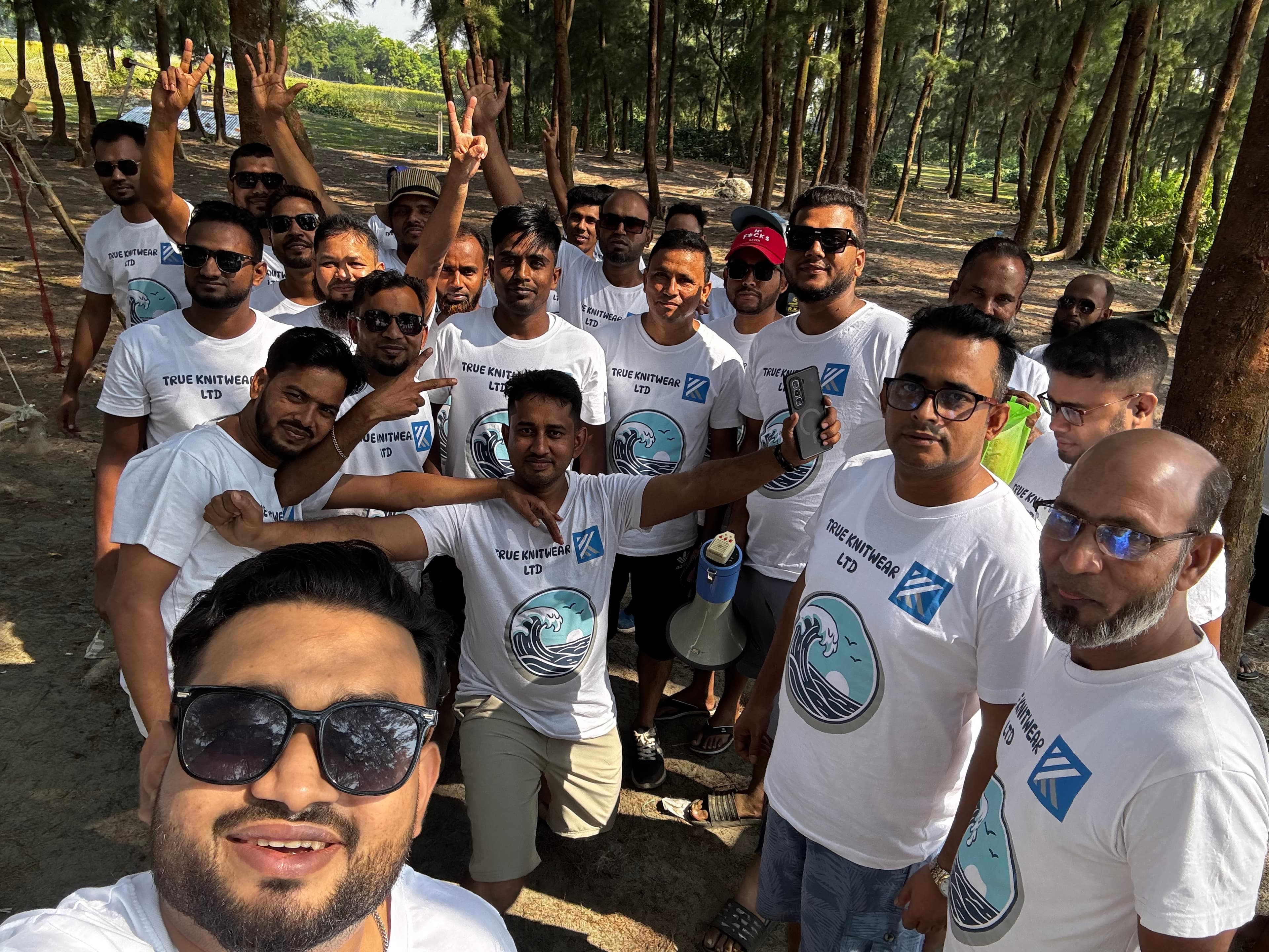 Factory Tour – Group Photo